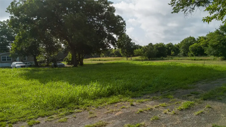 103 Atlantic Street, Cleburne, TX 76031 - #2