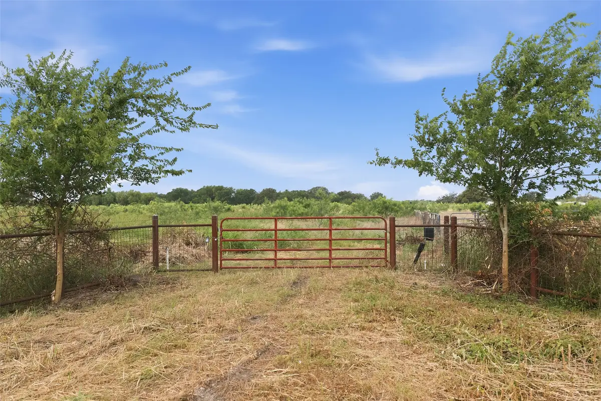 990 Lcr 610, Mart, TX 76664 - #1