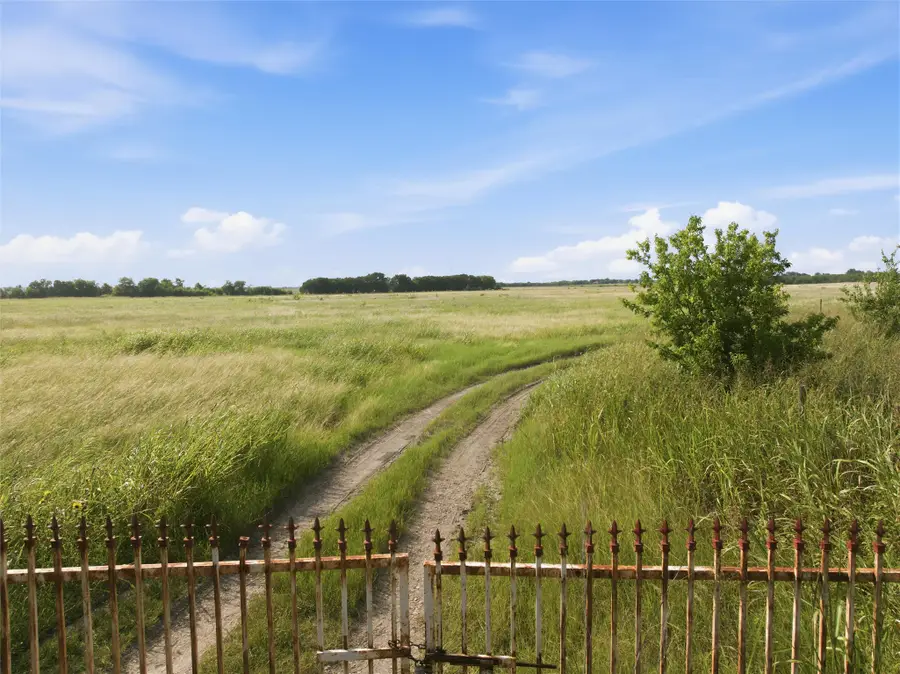 2519 Hwy 7 Highway, Chilton, TX 76632 - #3