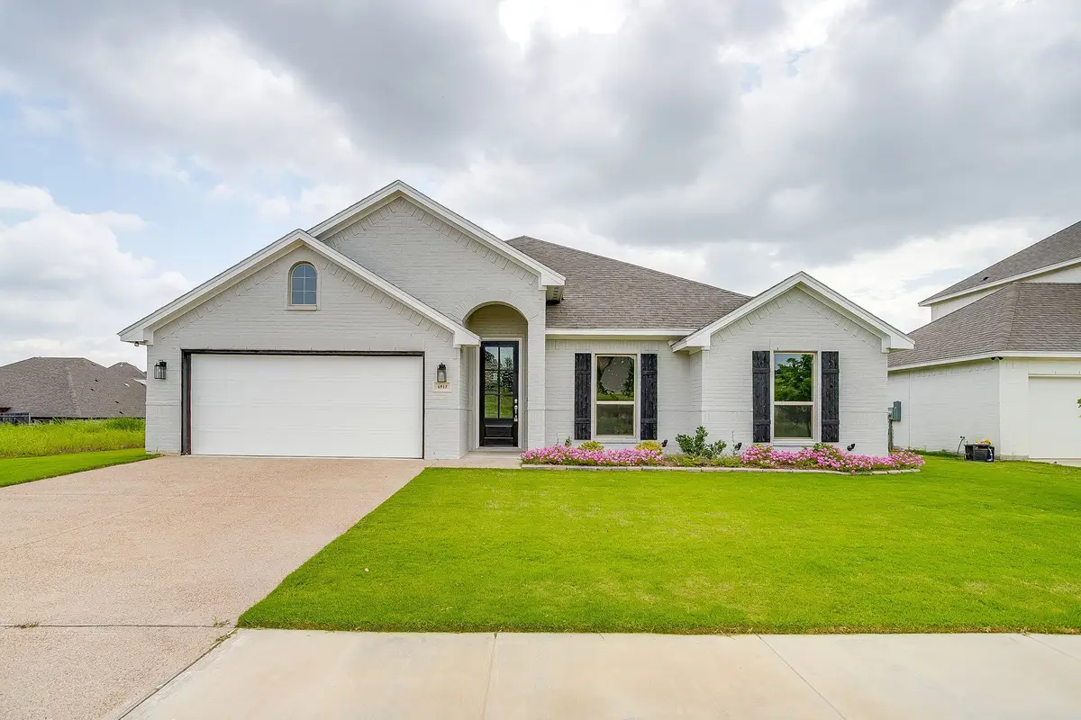 6913 Trail Rock Drive, Benbrook, TX 76126 - #1