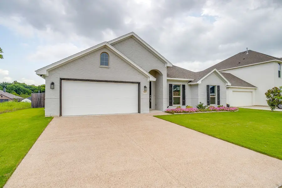6913 Trail Rock Drive, Benbrook, TX 76126 - #2