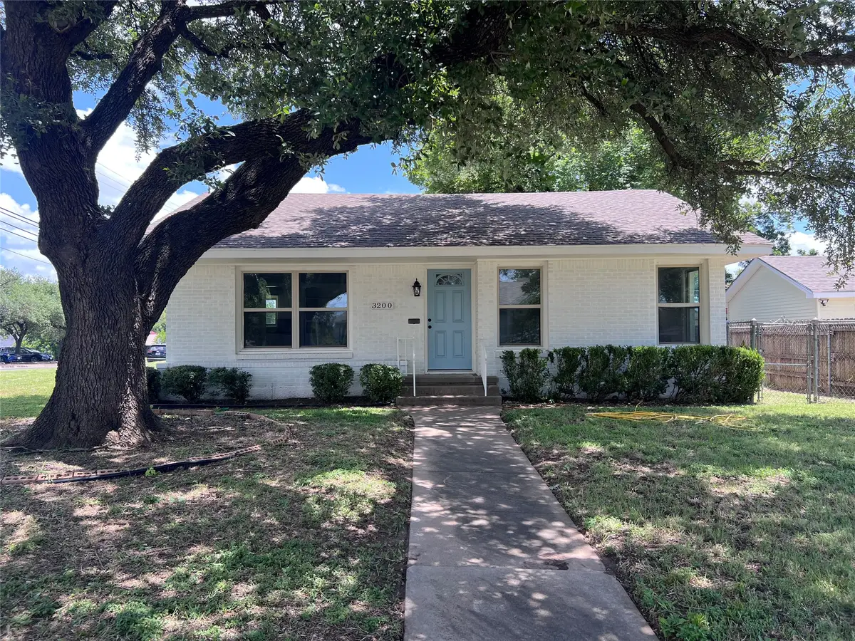 3200 Proctor Avenue, Waco, TX 76708 - #1