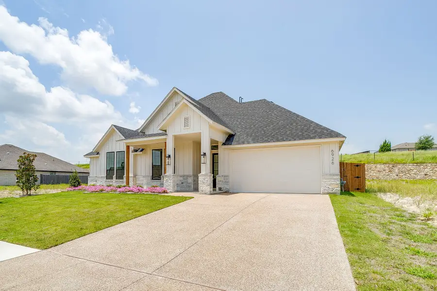 6926 Trail Rock Drive, Benbrook, TX 76126 - #2