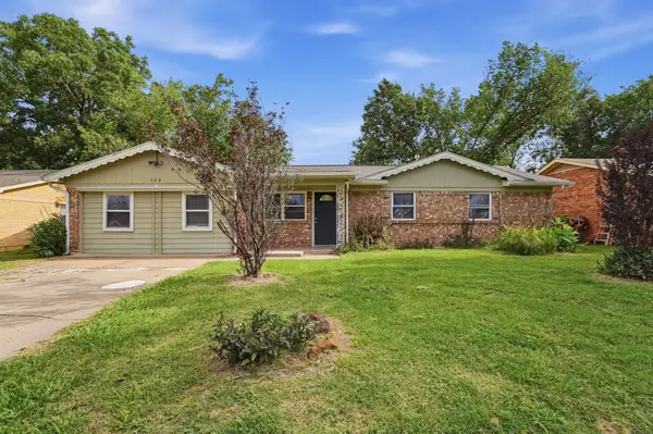 760 Oakwood Avenue, Hurst, TX 76053
