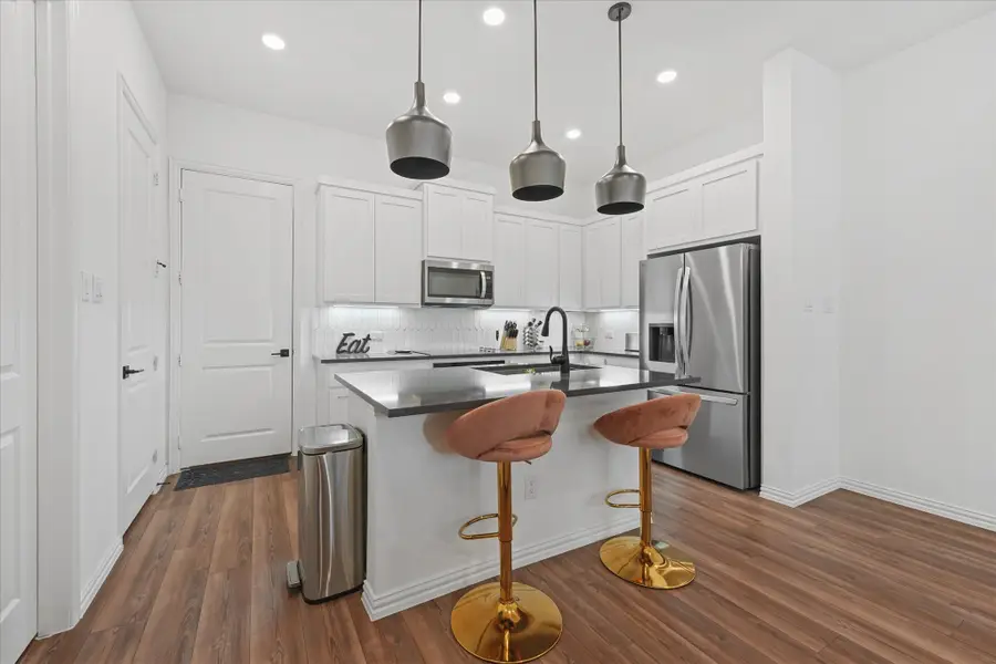 7562 Edgeware Road, Dallas, TX 75228 - #2
