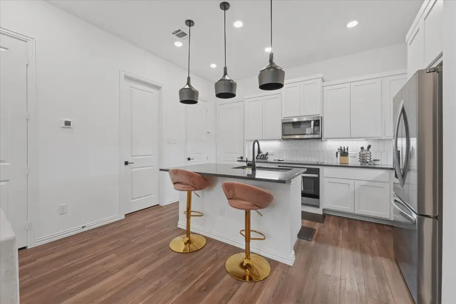 7562 Edgeware Road, Dallas, TX 75228 - #3