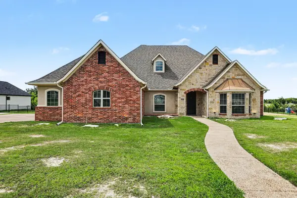 2016 Fox Bend Trace, Gunter, TX 75058