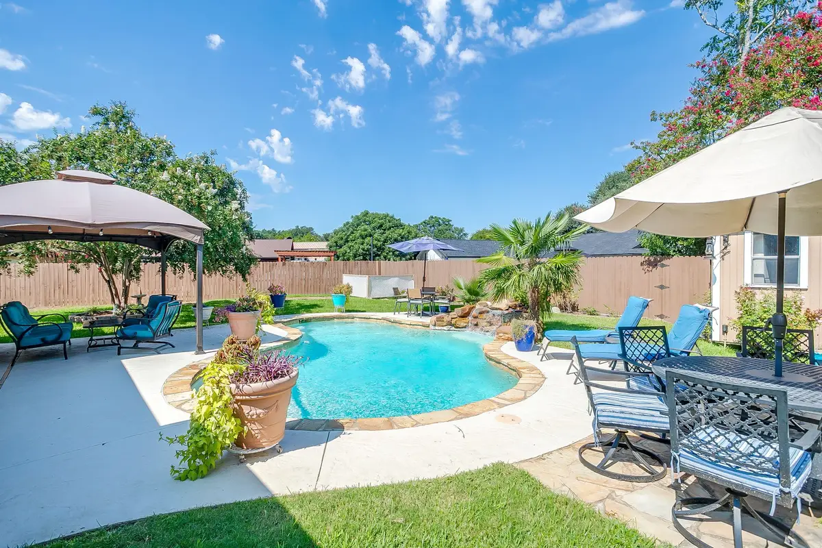 922 Highland Drive, Cleburne, TX 76033 - #1
