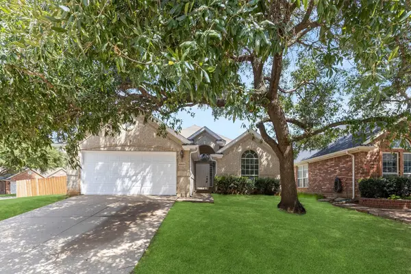 12601 Red Cedar Drive, Euless, TX 76040