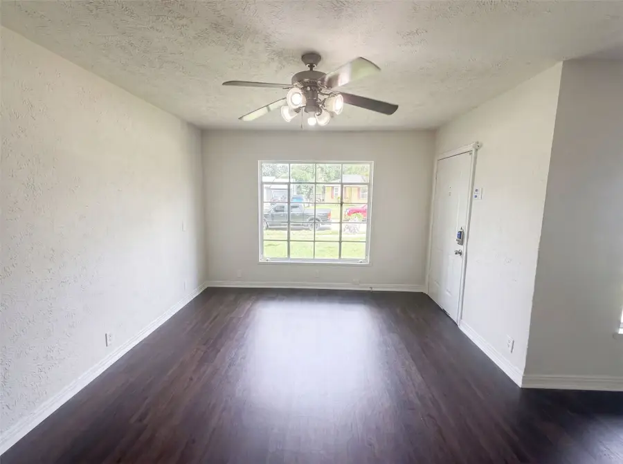 11216 Barbarosa Drive, Dallas, TX 75228 - #3