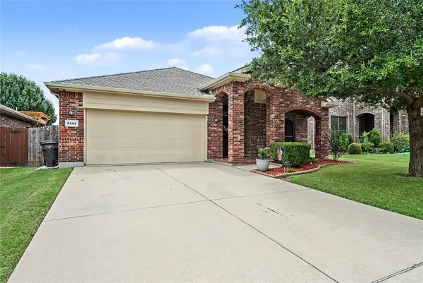 8208 Sleeping Doe Drive, Fort Worth, TX 76179