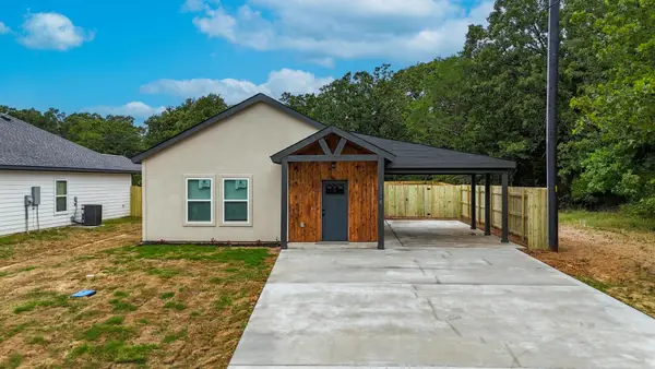 114 Bowie Street, Mabank, TX 75156