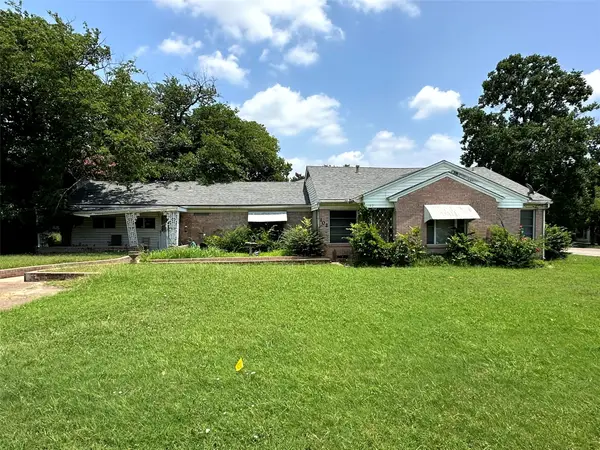 102 Denton Street, Hutchins, TX 75141