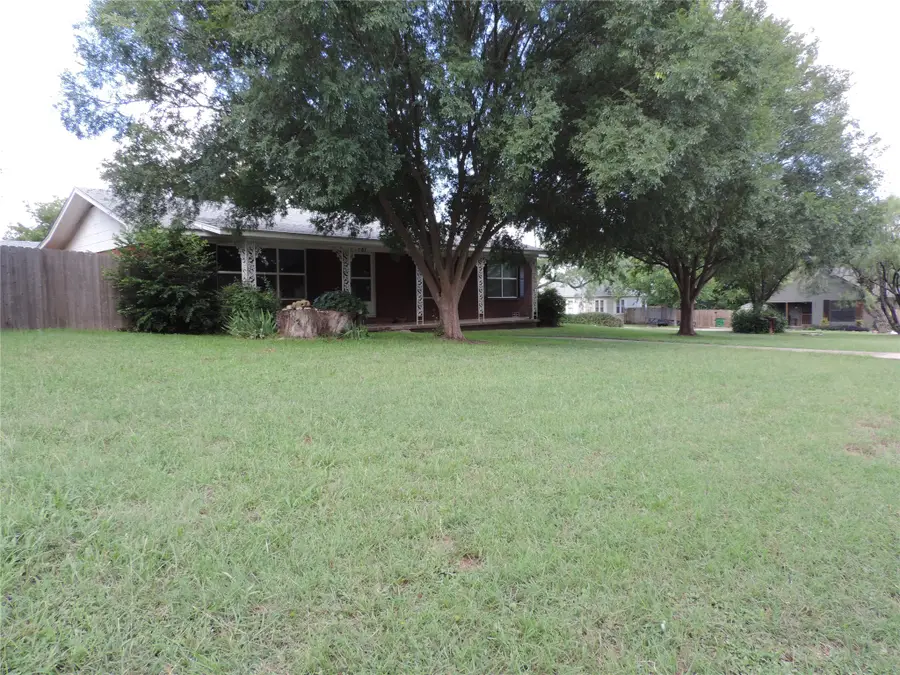 581 Alexander Road, Stephenville, TX 76401 - #3