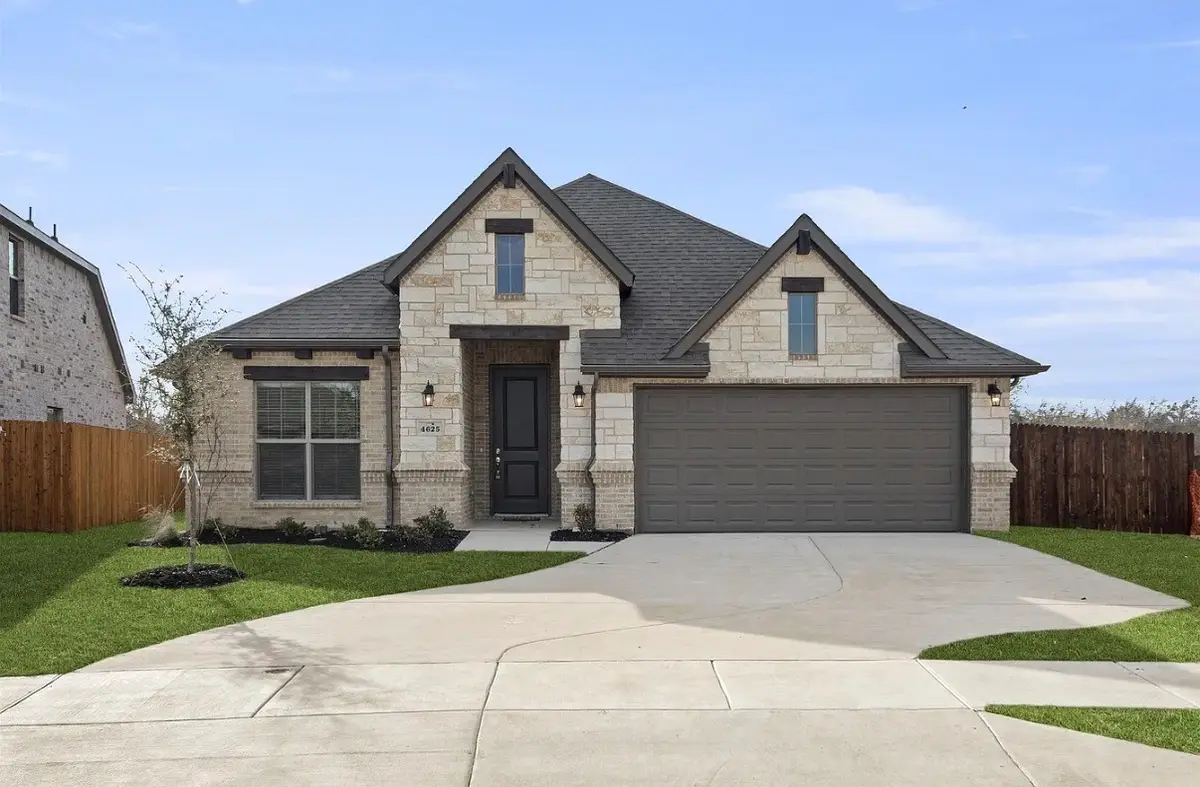 4625 Mill Falls Drive, Fort Worth, TX 76036 - #1
