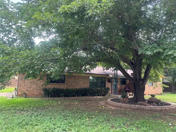 1601 24th Avenue, Mineral Wells, TX 76067