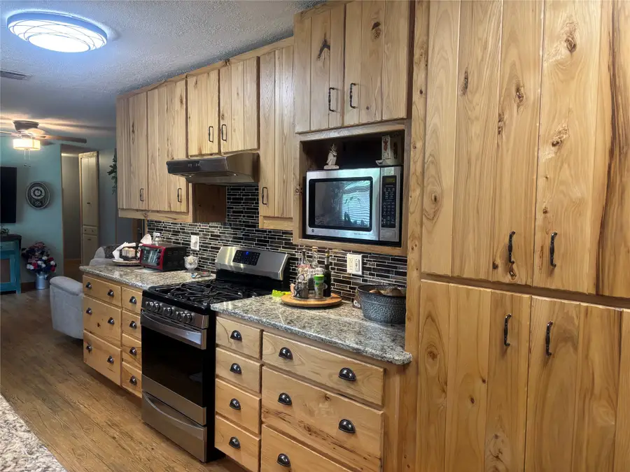 1601 24th Avenue, Mineral Wells, TX 76067 - #3