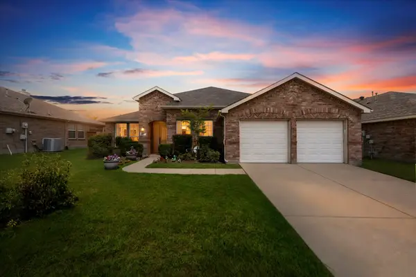 308 Creekwood Trail, Forney, TX 75126