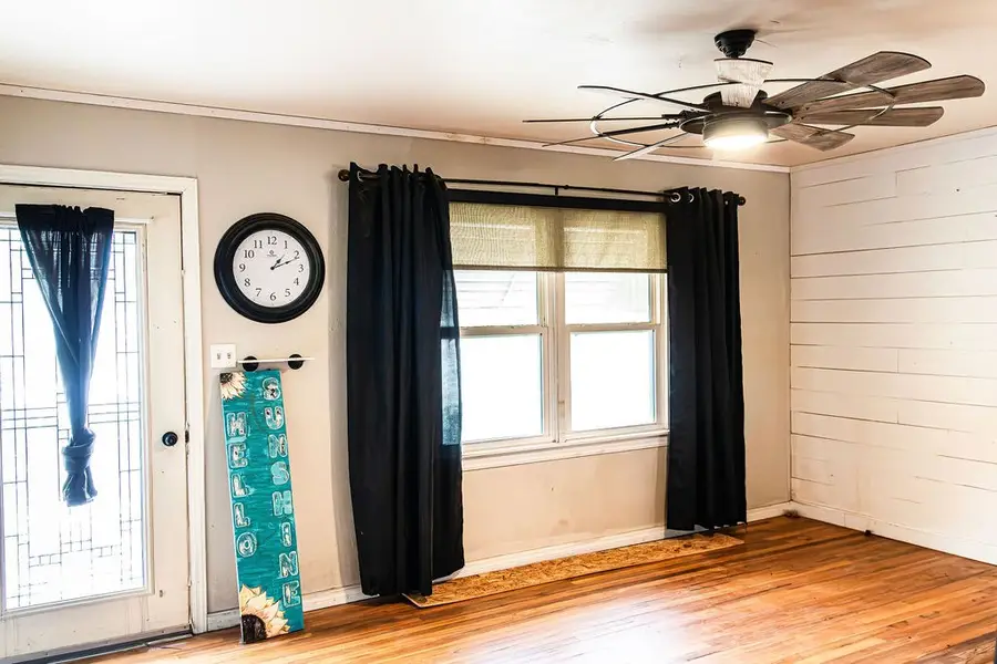 325 NW Avenue I, Hamlin, TX 79520 - #3