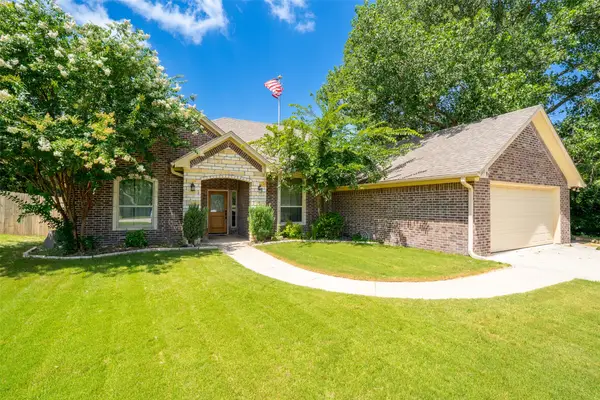 712 Spring Meadow Street, Stephenville, TX 76401