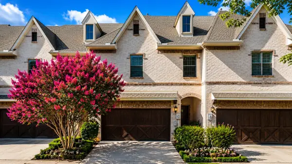 8813 Tudor Place, Dallas, TX 75228