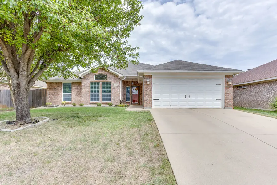 1020 Thistle Meade Circle, Burleson, TX 76028 - #2