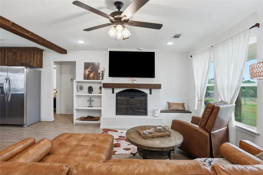 1057 Hereford Drive, Springtown, TX 76082 - #3