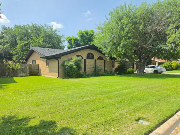 2404 Monticello Street, Brownwood, TX 76801