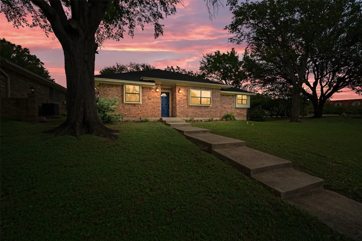 2405 Castle Street, Irving, TX 75038 - #1
