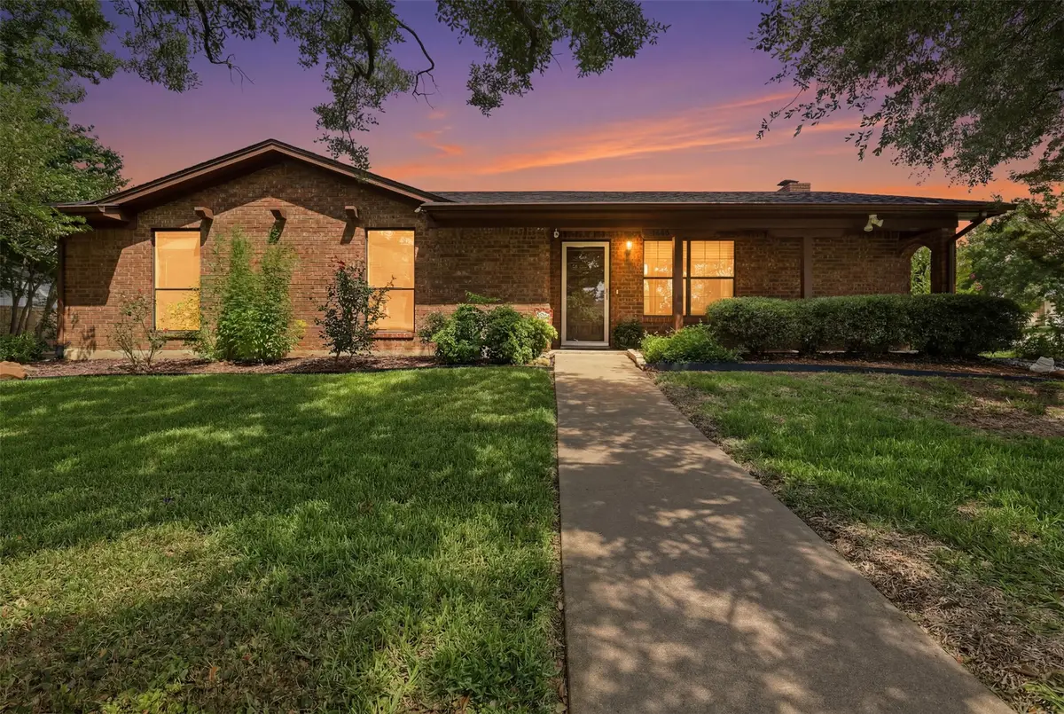 1300 Linda Court, Cleburne, TX 76033 - #1
