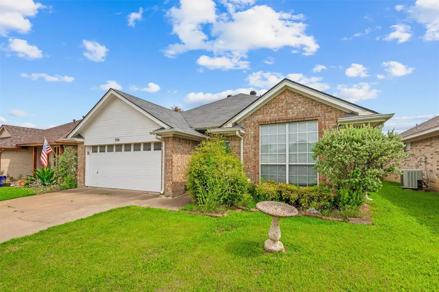 926 Meadow Circle S, Keller, TX 76248 - #2
