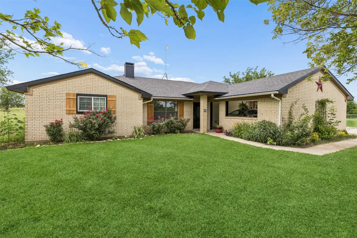534 Conestoga Trail, Rhome, TX 76078 - #1