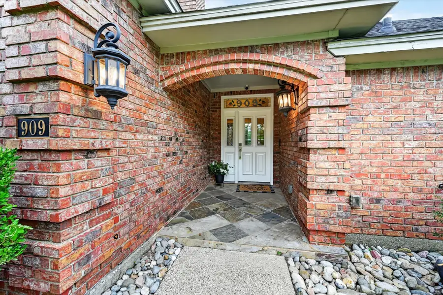 909 San Saba Drive, Southlake, TX 76092 - #2