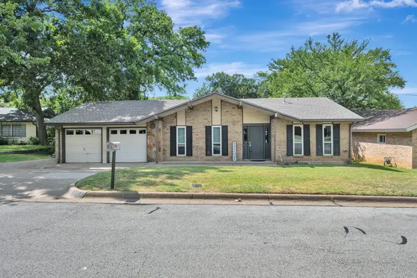 2727 Buffalo Drive, Arlington, TX 76013