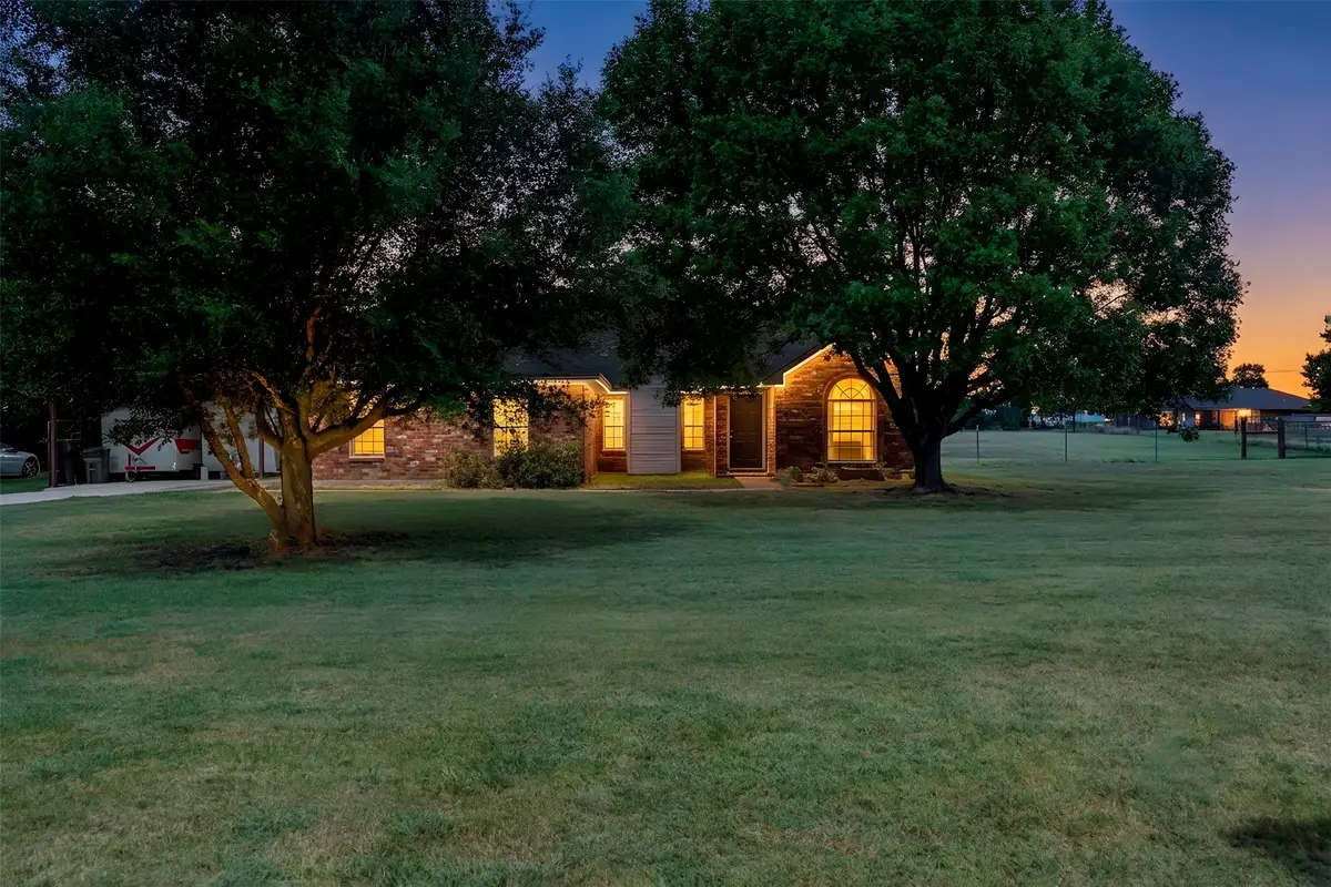 541 Bakers Branch Road, Waxahachie, TX 75167 - #1