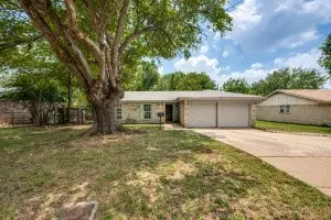 7821 Kermit Avenue, Fort Worth, TX 76116 - #1