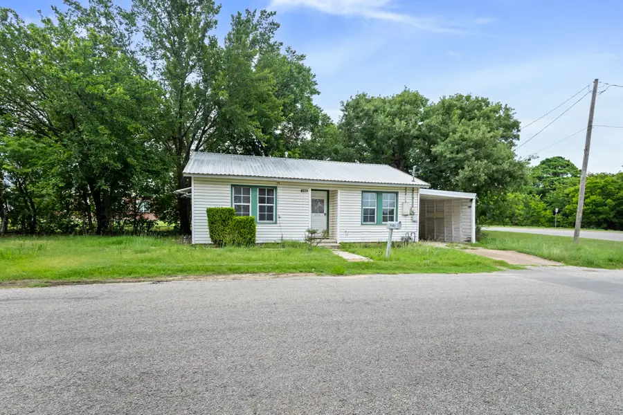 1141 W Mcneill Street, Stephenville, TX 76401 - #2