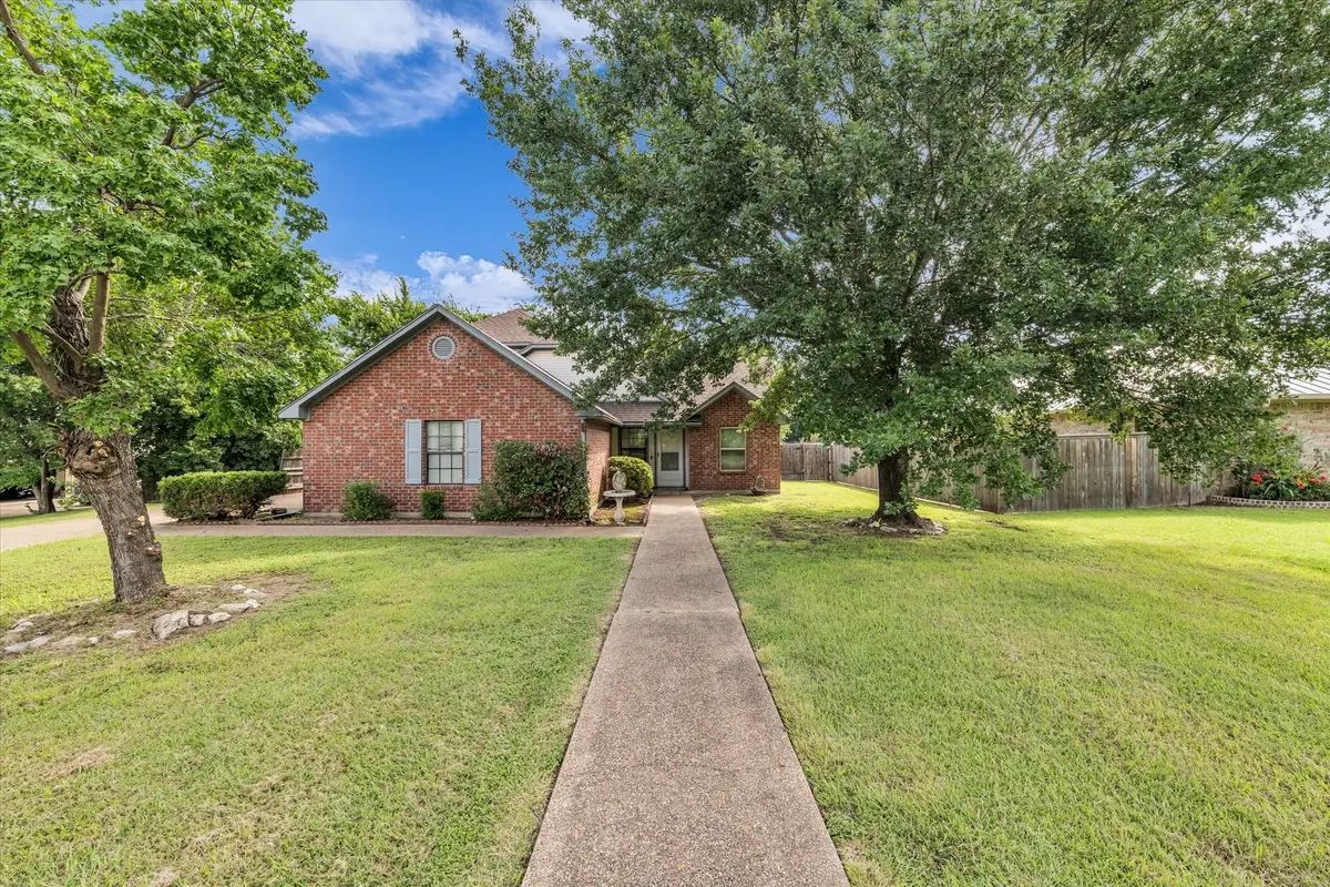 115 Turtle Cove Drive, Elm Mott, TX 76640 - #1