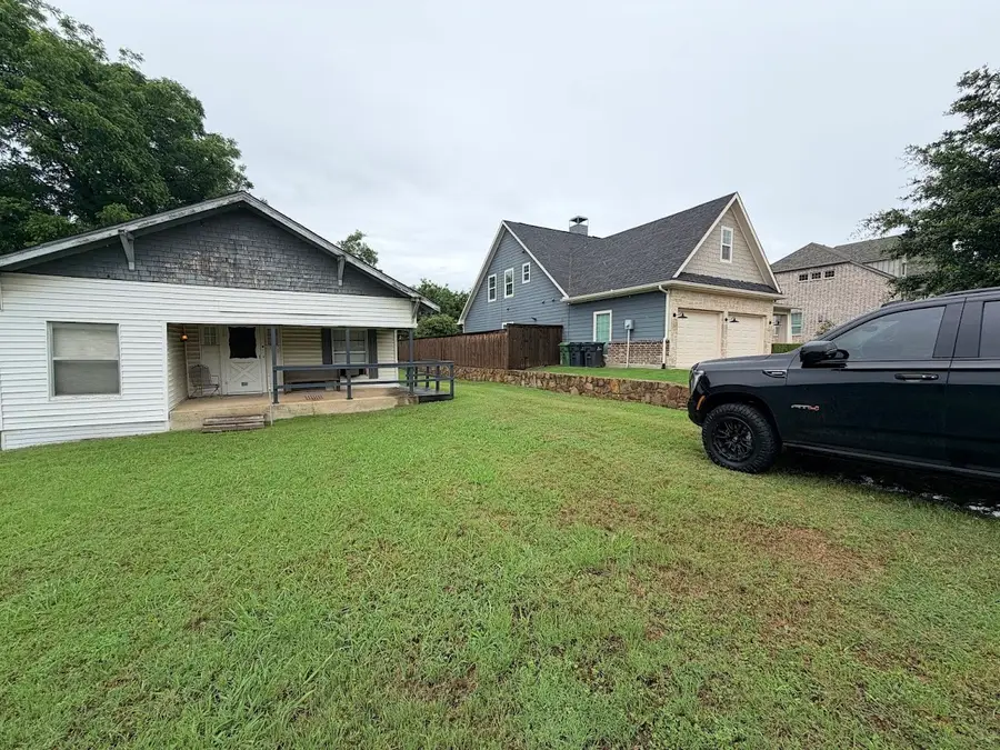 105 E 3rd Street, Prosper, TX 75078 - #3
