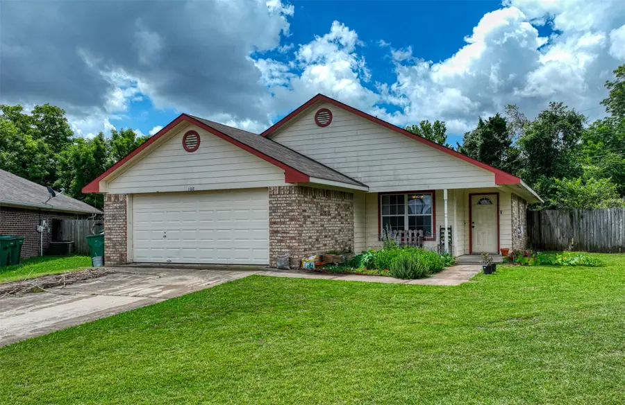 108 Wolf Lane, Lacy Lakeview, TX 76705 - #2