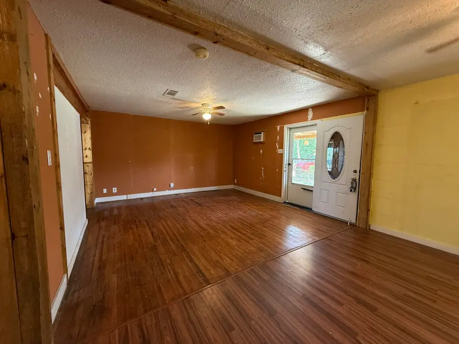 2204 Daniels Drive, Joshua, TX 76058 - #3