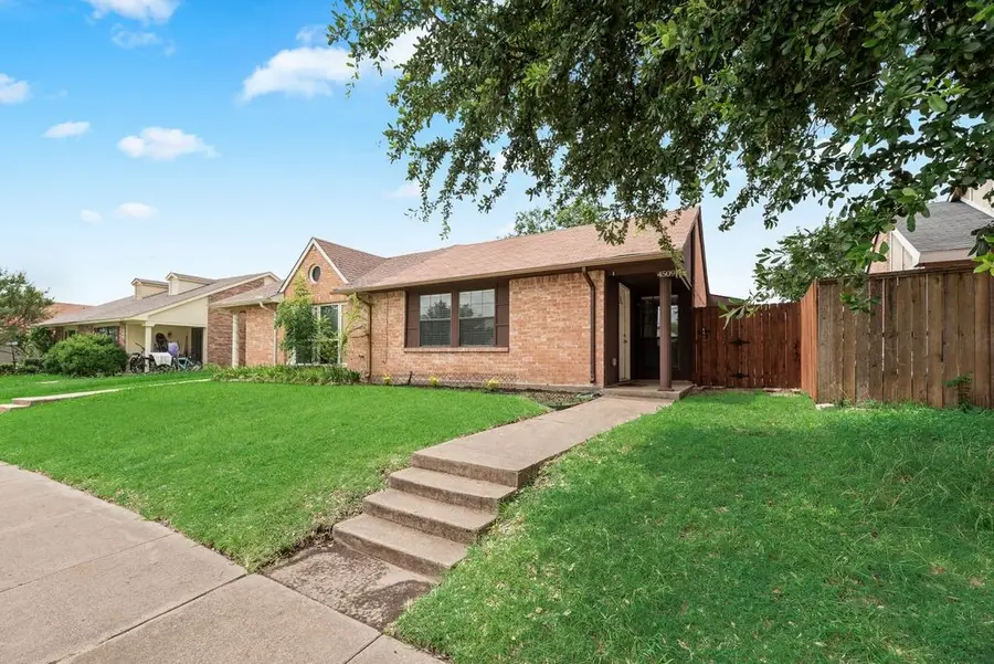 4509 Chapman Street, The Colony, TX 75056 - #3