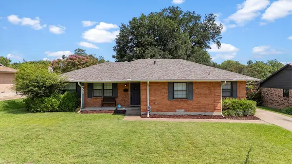 725 Branch Drive, Garland, TX 75041
