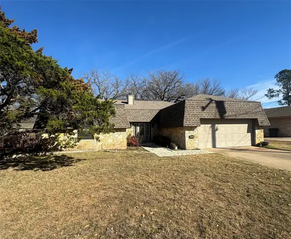 3904 Cimmaron Trail, De Cordova, TX 76049