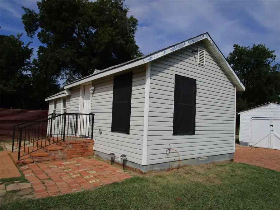 3718 N Westmoreland Road, Dallas, TX 75212 - #2