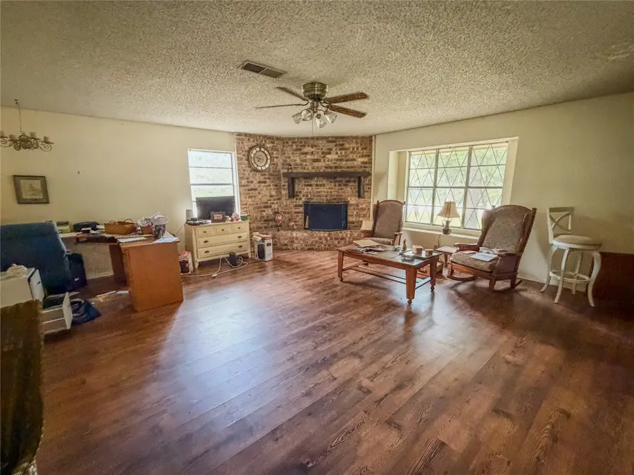 1411 N Business 287, Decatur, TX 76234 - #3