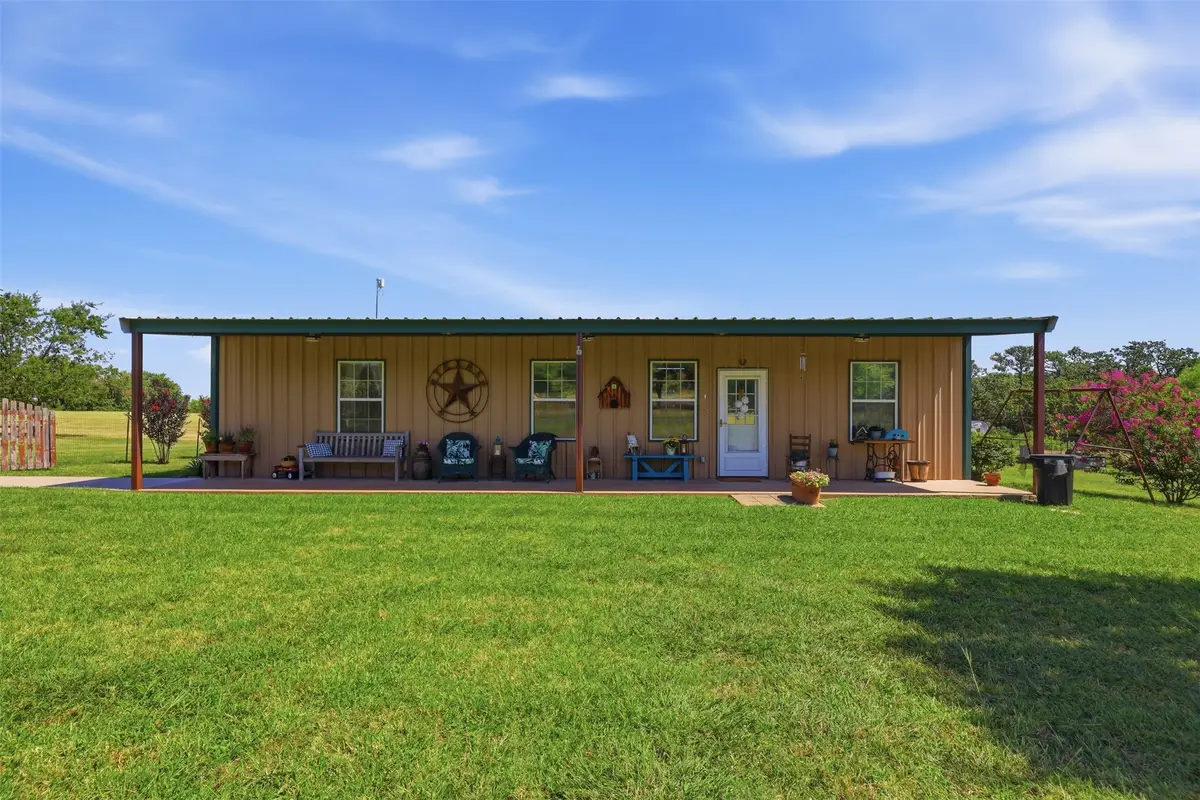 5770 W Highway 199, Springtown, TX 76082 - #1