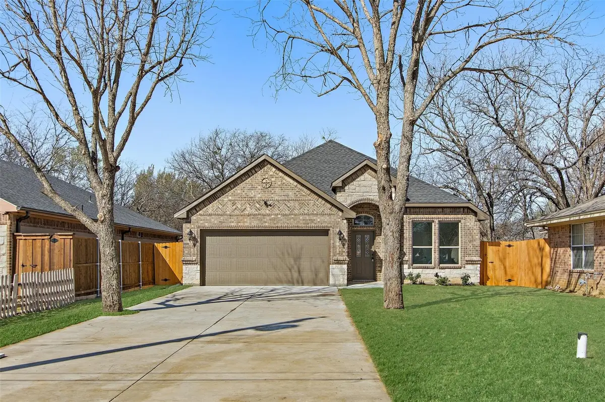 2117 Avenue B, Grand Prairie, TX 75051 - #1