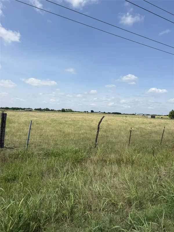2960 County Road 1062, Greenville, TX 75401