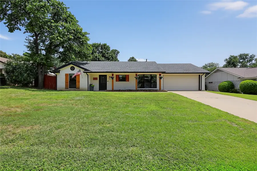 2917 Cresthaven Drive, Grapevine, TX 76051 - #2